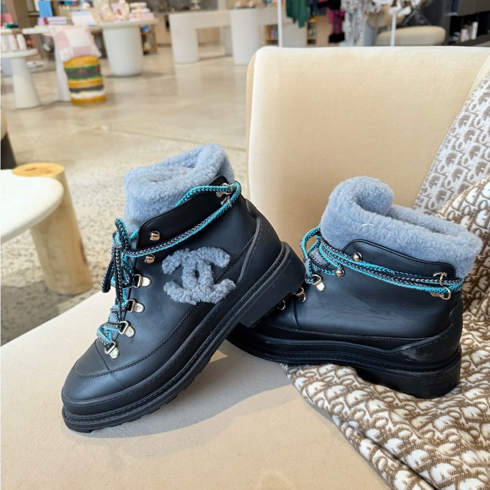 CHANEL Black Boots with Gray Fur and Blue Laces